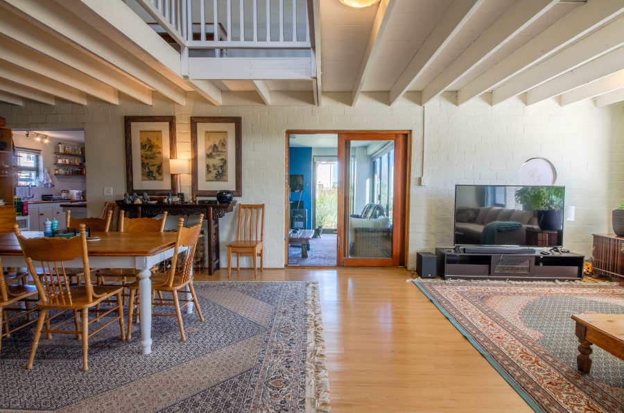 4 Bedroom Property for Sale in Pringle Bay Western Cape